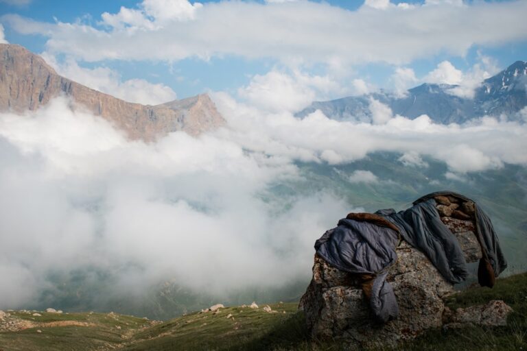 How to Choose the Perfect Sleeping Bag for Camping
