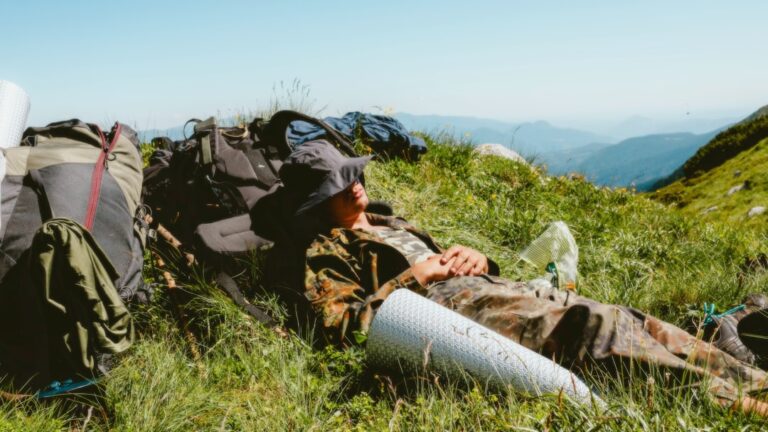 Sleeping Bag Buying Tips: What You Need to Know